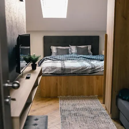 Manoir Center Apartment