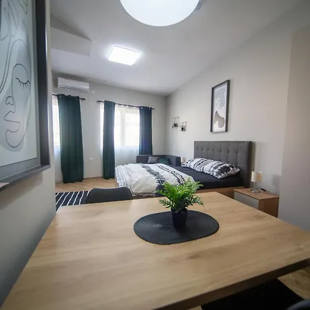 Manoir Center * Novi Sad