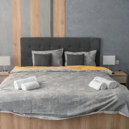 Manoir Center Apartment